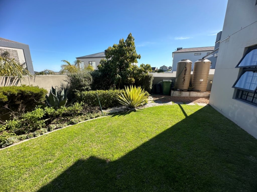 5 Bedroom Property for Sale in Myburgh Park Western Cape